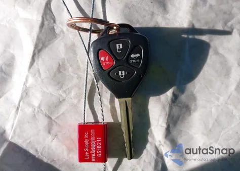 2013 Toyota Corolla Le z USA, uszkodzony, nr VIN 2T1BU4EE2DC004524